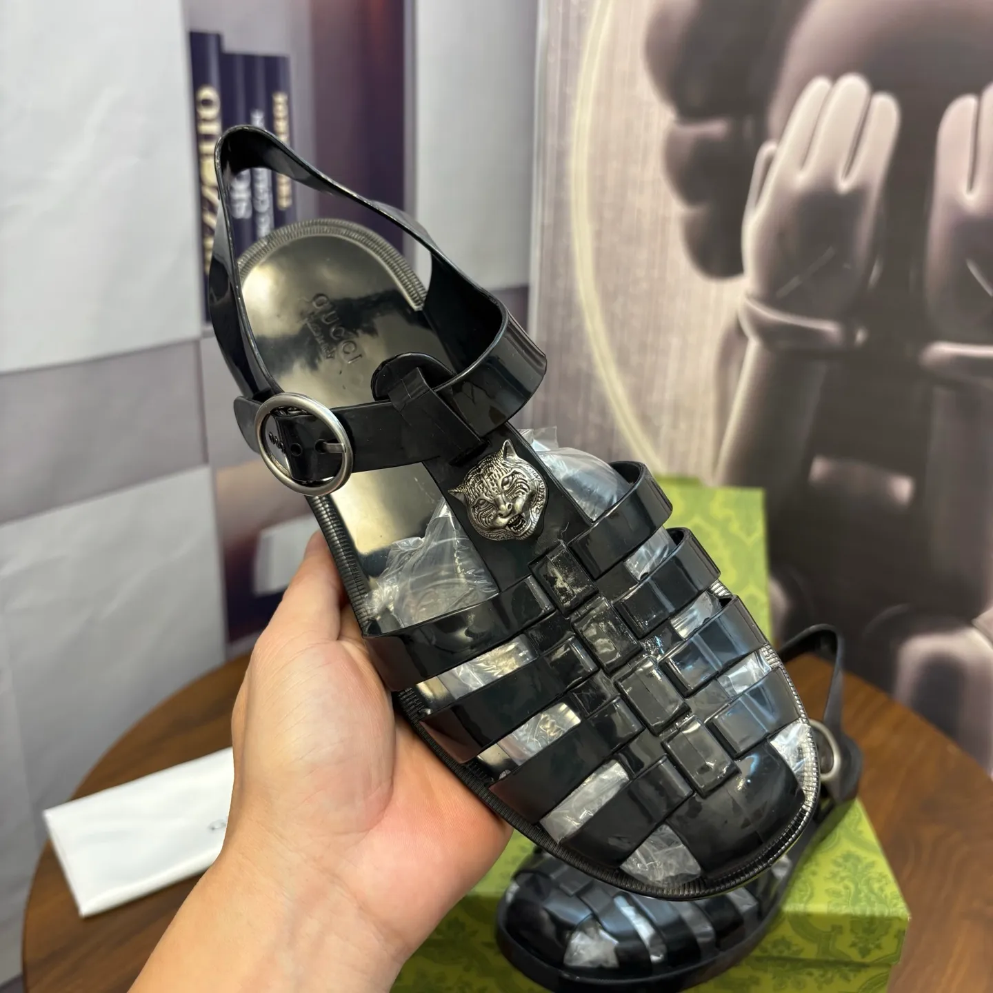Men's shoes: 260💰[Gucci] sandals, counter quality, top-quality original items, real photos! Original T men's shoes 💰PU material, fine workmanship, comfortable; genuine 1:1 replica Size: 36 ~ 46